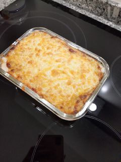 Una foto de Coliflor con bechamel y queso 🧀 gratinada