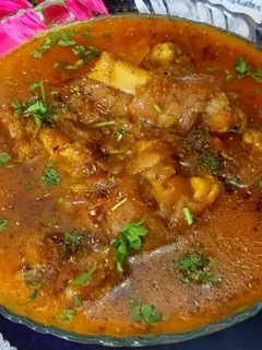 A picture of LAHORI PAYE 😋.