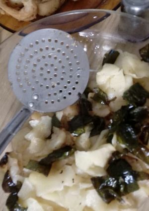 Foto principal de Patatas al troncho con pimientos