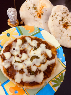 चीज़ी वेजिटेबल कुलचा ( cheesy vegetable kulcha रेसिपी मुख्य फोटो