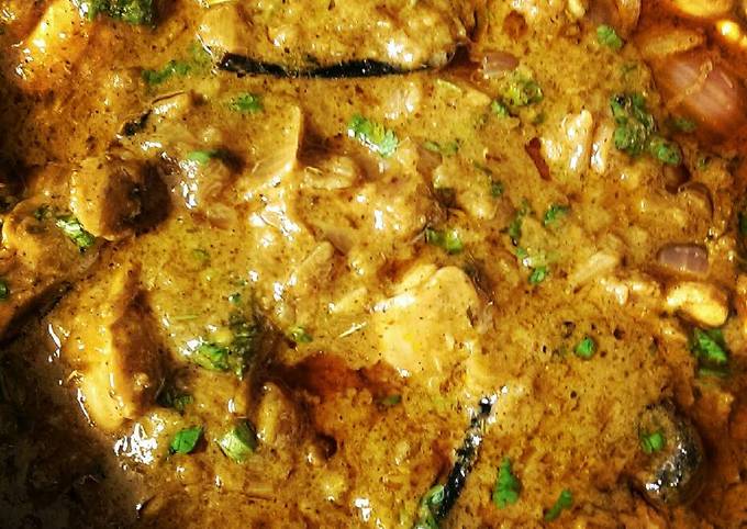 Recipe of Homemade Traditional home made chicken curry