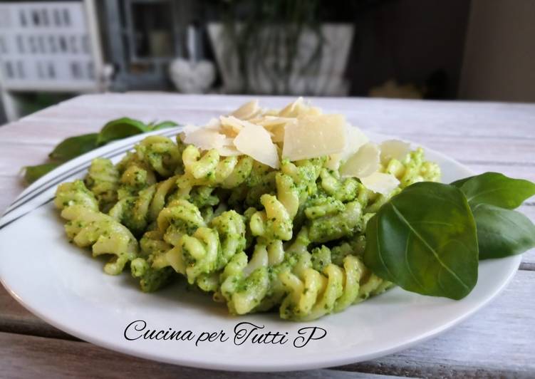 Guide pas à pas pour faire Fait maison Pesto Genovese