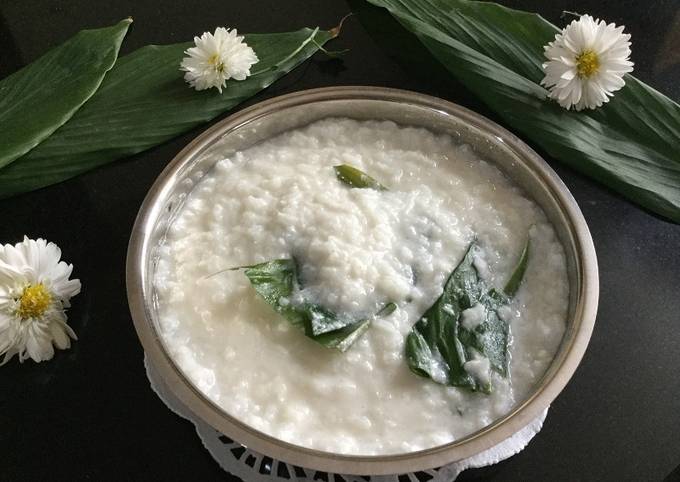 Cheppi Kheeri (Konkani style coconut rice pudding)