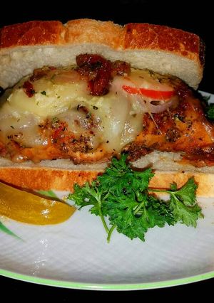 A picture of Mike's Chicken Margarita Breast Sandwiches.