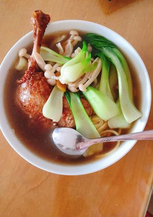 Hình của món Mỳ đùi Vịt Tiềm.