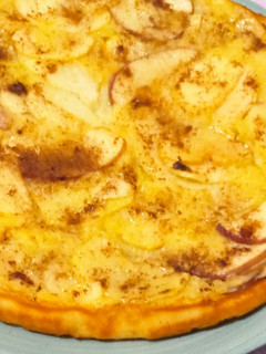 Una foto de Torta de manzana con poca masa