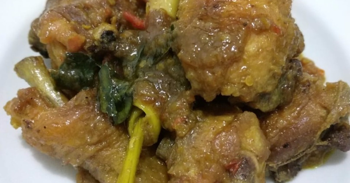Resep Ayam Bumbu Kuning oleh Ainun Khasanah - Cookpad