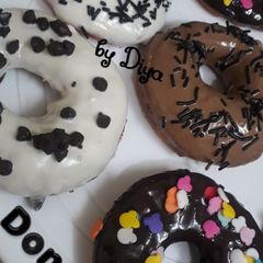 A picture of Donuts.
