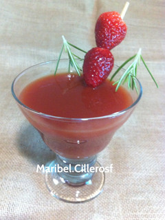 Una foto de Gazpacho de fresas