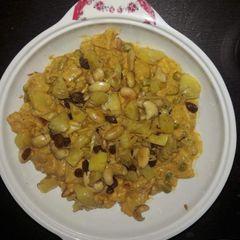 A picture of Navratan korma.
