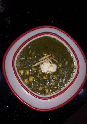 A picture of Corn palak.