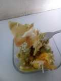 Chilaquiles cremosos mañaneros verdes, ¡Demasiado fáciles y buenos para ser reales!