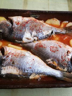 Una foto de Doradas al horno (súper fácil)