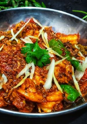 A picture of Prawns angara karahi.