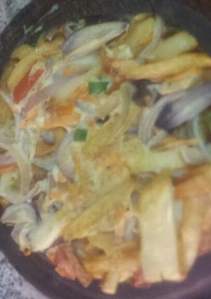 Una foto de Tortilla de papas y batatas