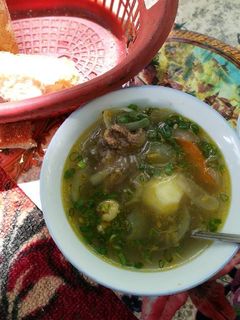 A picture of Tajik style beef and veg soup.