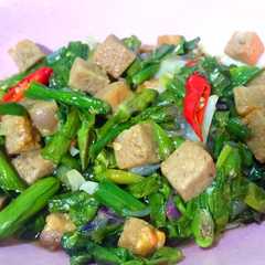 รูปของ Tumis Genjer Oncom
