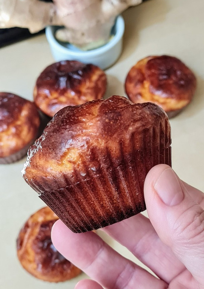 Una foto de Pancitos de queso y jengibre 🫚 Pancitos sin harina 🍞 altos en proteínas y sabor