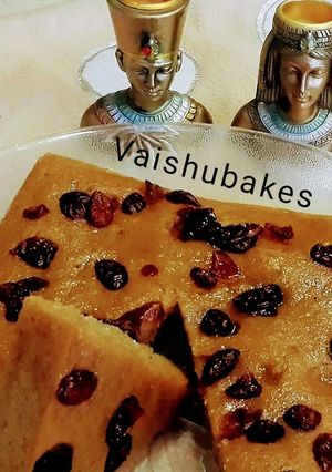A picture of Turkish Semolina Sweet.