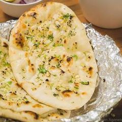 A picture of Naan.