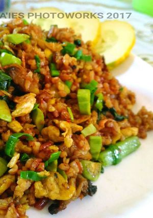 Foto resep Nasi (merah) Goreng Petai Puedes Endeus