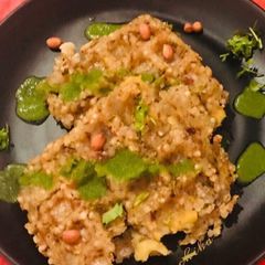A picture of Sabudana waffles.