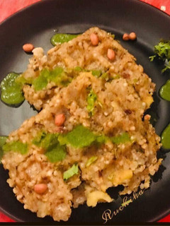 A picture of Sabudana waffles.