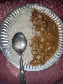 छोले चावल (chole chawal recipe in Hindi) रेसिपी मुख्य फोटो