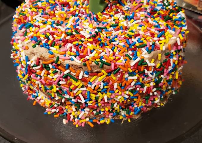 Recipe of Any-night-of-the-week Chocolate sprinkles birthday cake