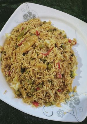 A picture of Vegetable rice.
