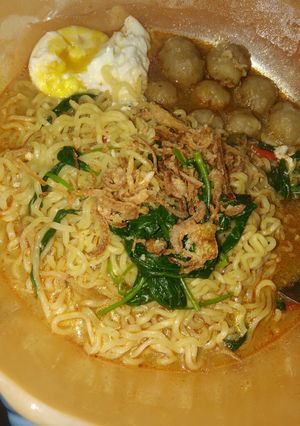 Foto resep Indomie Bayam Super Pedas