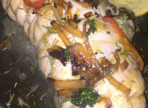 Una foto de Arrollado de pollo relleno