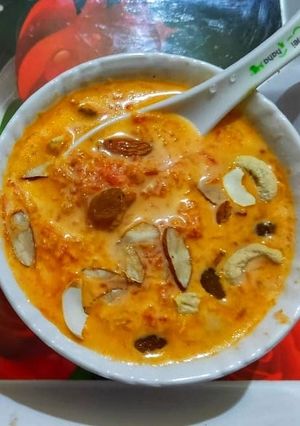 A picture of Gur wali gajar ki kheer.
