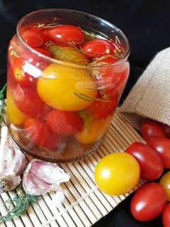 A picture of Pickled Cherry Tomatoes.