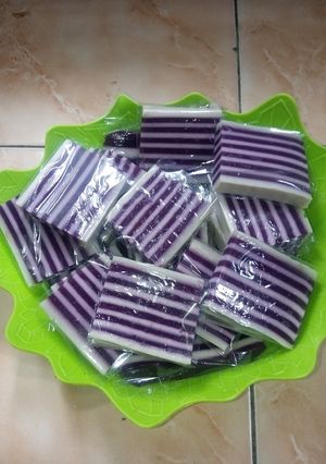 Foto resep Kue lapis kenyal tepung terigu..,