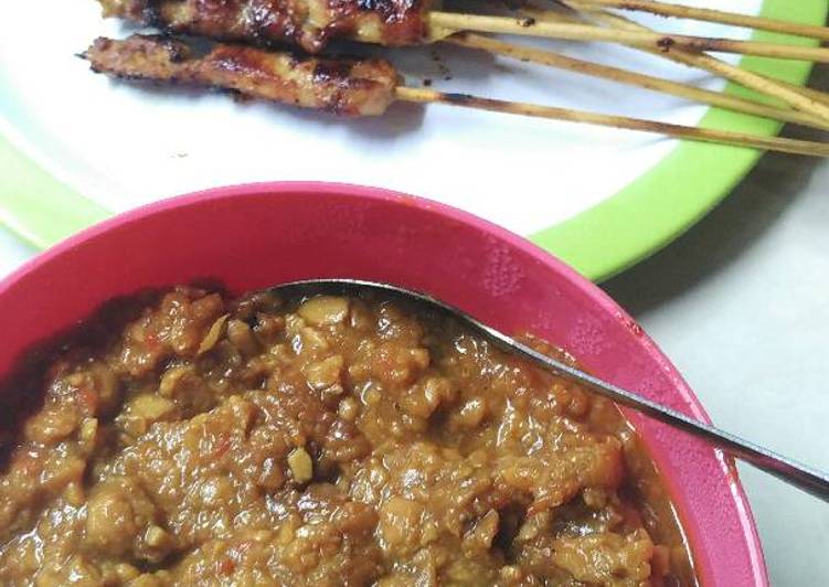 Sate Ayam Ambal khas Kebumen