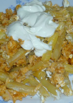 Tepsis rakott zöldbab házi konzervból air fryerben sütve recept fotója
