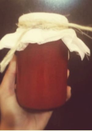 Una foto de Mermelada artesanal de rosa mosqueta