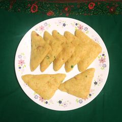 A picture of Semolina Toast.