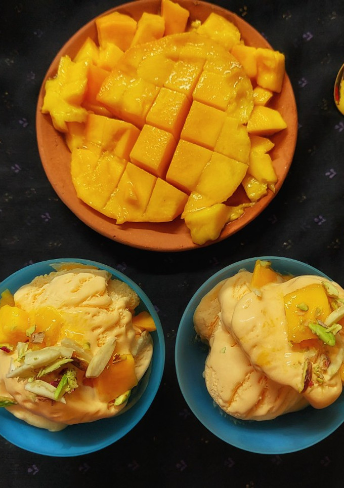 मैंगो आइसक्रीम (mango ice cream recipe in Hindi) रेसिपी मुख्य फोटो