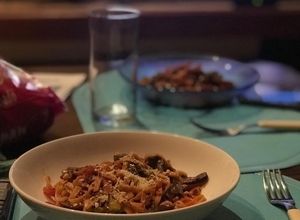 Una foto de Tallarines al wok de verduras