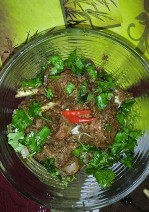 A picture of Mutton kothmir.