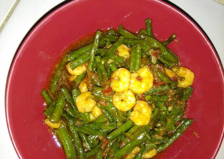 Resep Tumis kacang panjang pedas manis dengan udang yang Bikin Ngiler