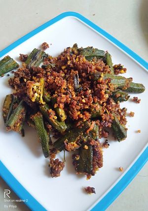 स्टफ्ड भेंडी (stuffed bhendi recipe in marathi) रेसिपी चे मुख्य फोटो 