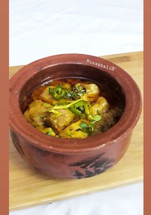 A picture of Chicken handi.