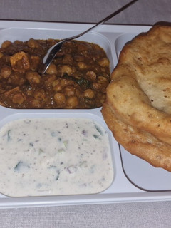 Indiai, autentikus csicseriborsó curry (Amritsari Chole Bhatura) recept fotója