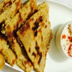 A picture of Tofu Paratha.