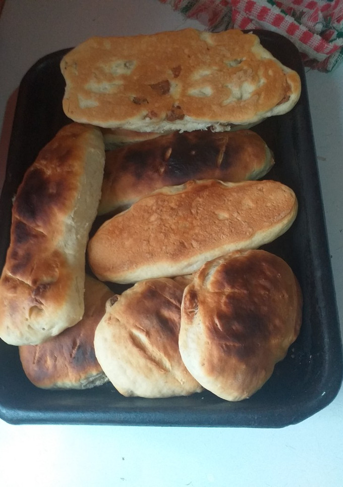 Una foto de Pan casero con chicharrón