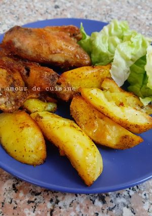 Une photo de Ailerons et pommes de terre rôtis 🍴