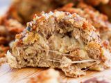 Almôndegas de Atum com Broa e Queijo